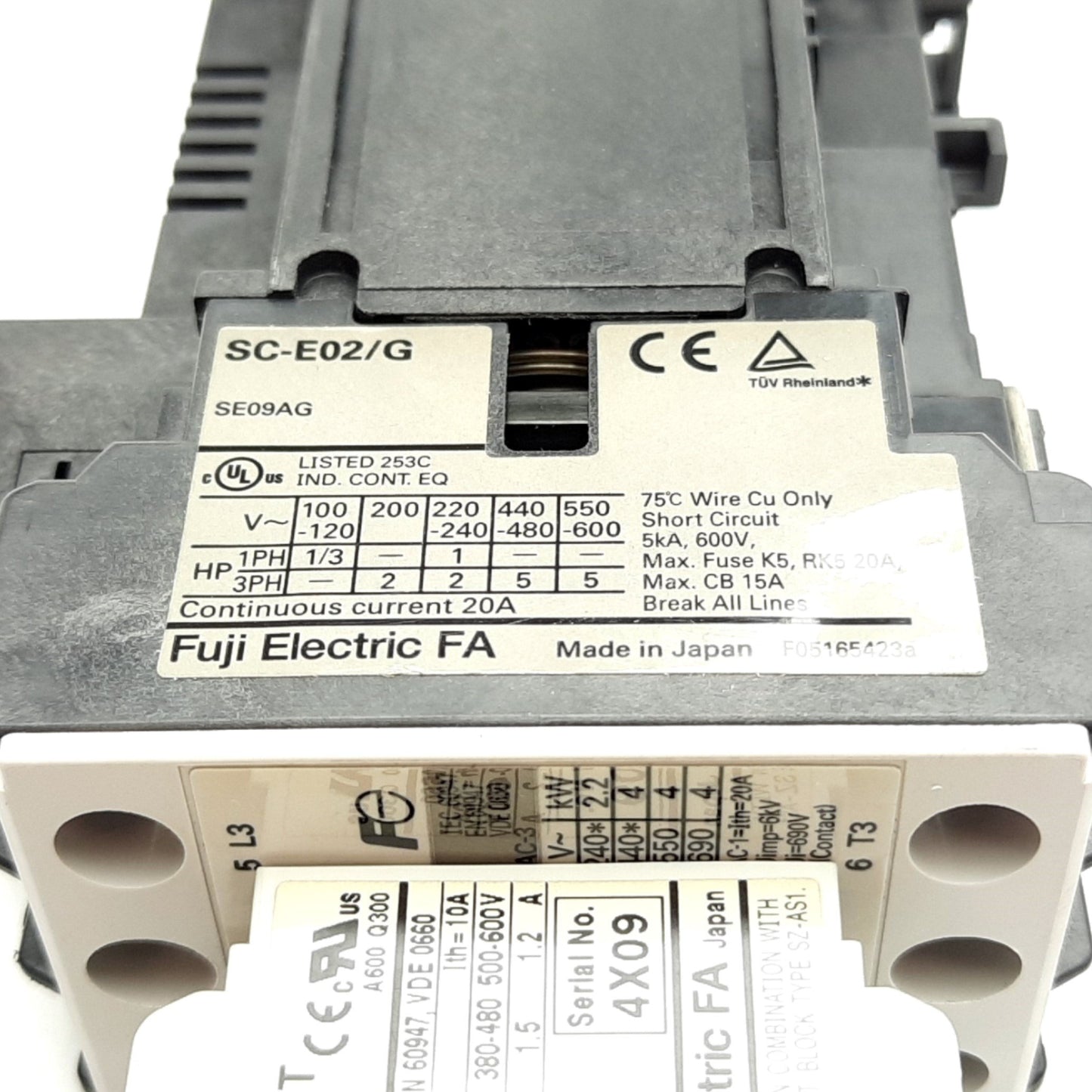 Used Fuji SC-E02/G Contactor, 3-Pole, 24VDC Coil, 600V 20A w/ SZ-A11/T Aux 1NO-1NC