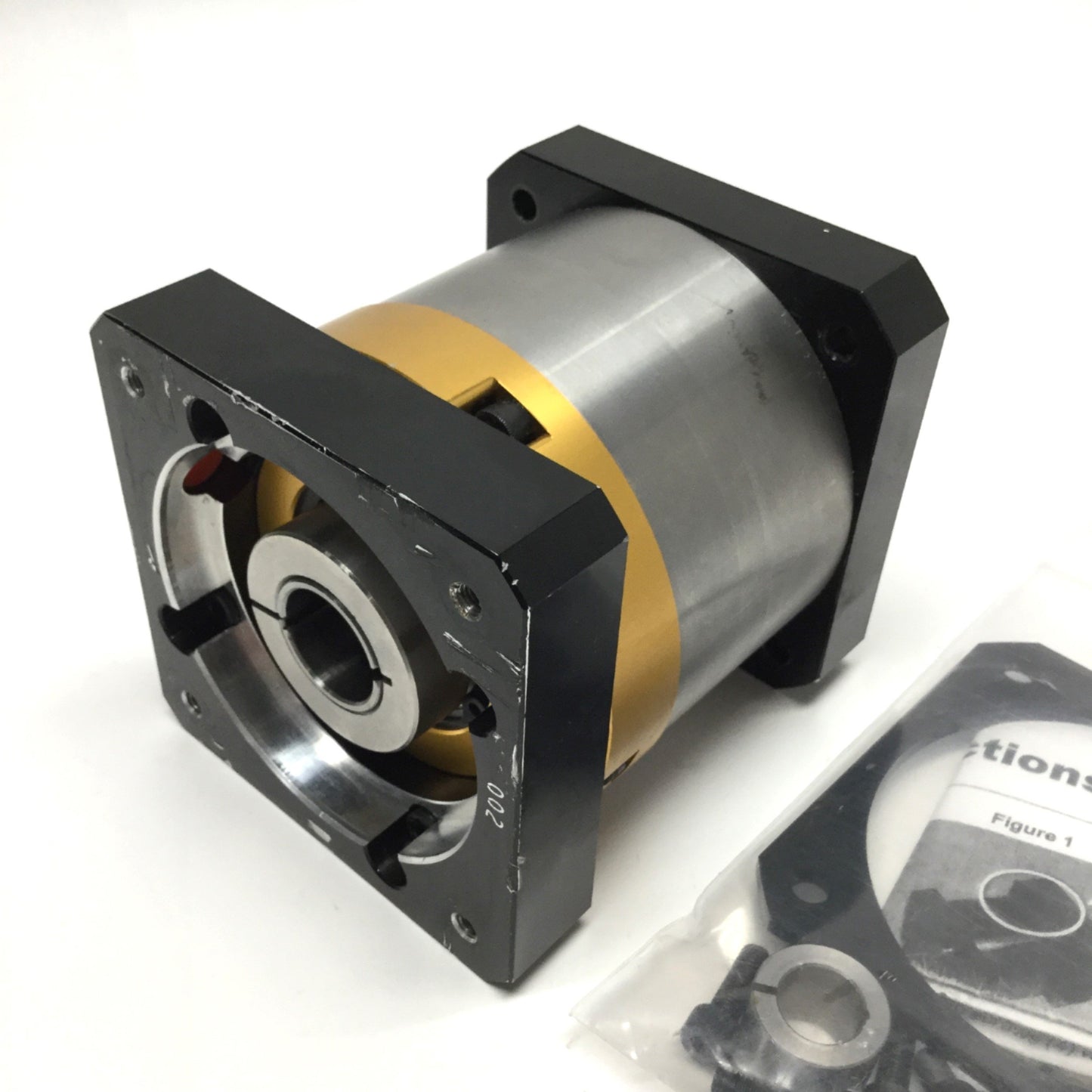 Used Parker PV34FE-003 Planetary Gearhead, 3:1 Ratio, NEMA 34, 310 in-lb, Ø1/2" Shaft