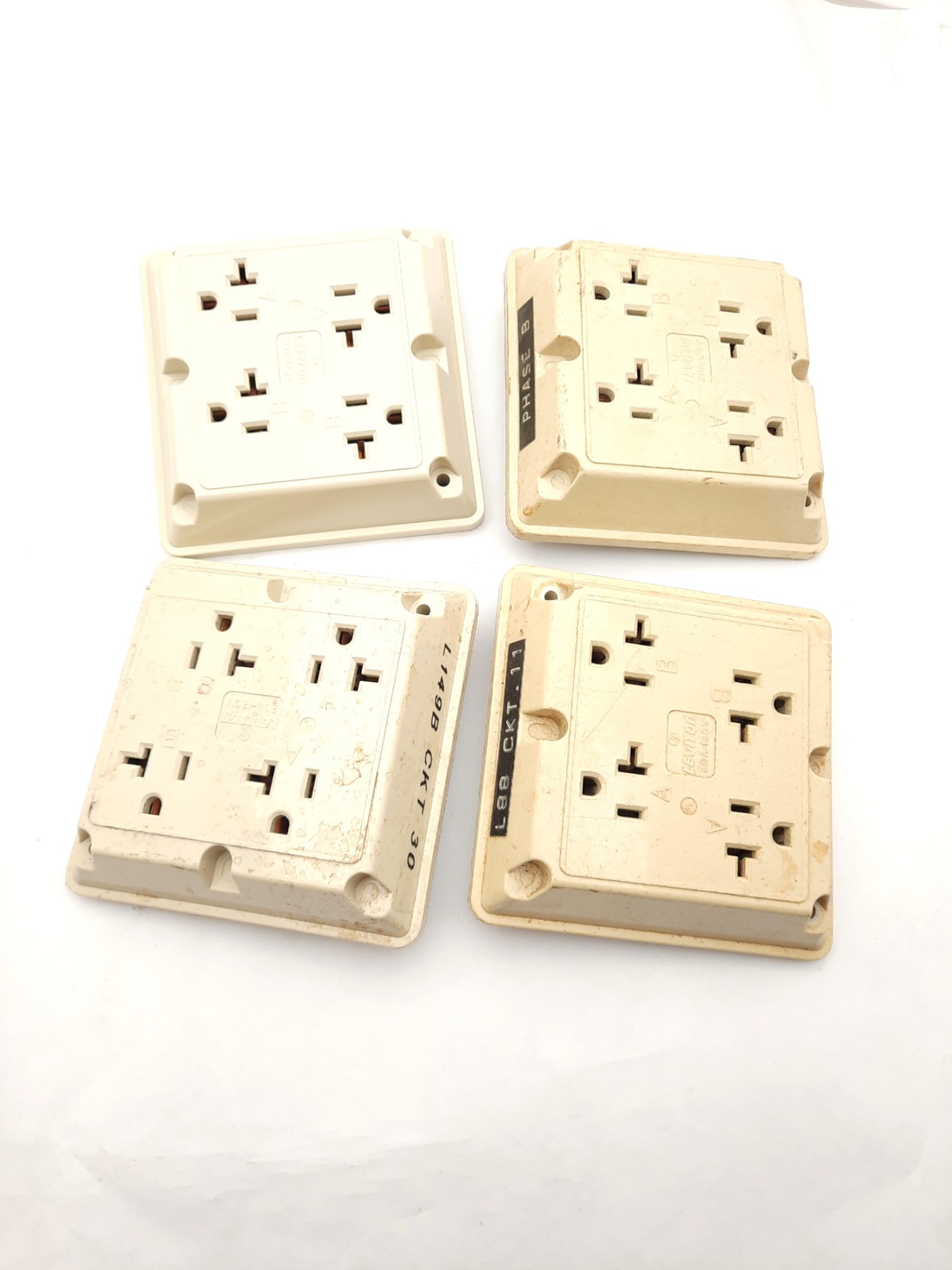 Used Lot of 4 Leviton Industrial 4 Socket Plug Straight Blade 20A-125V