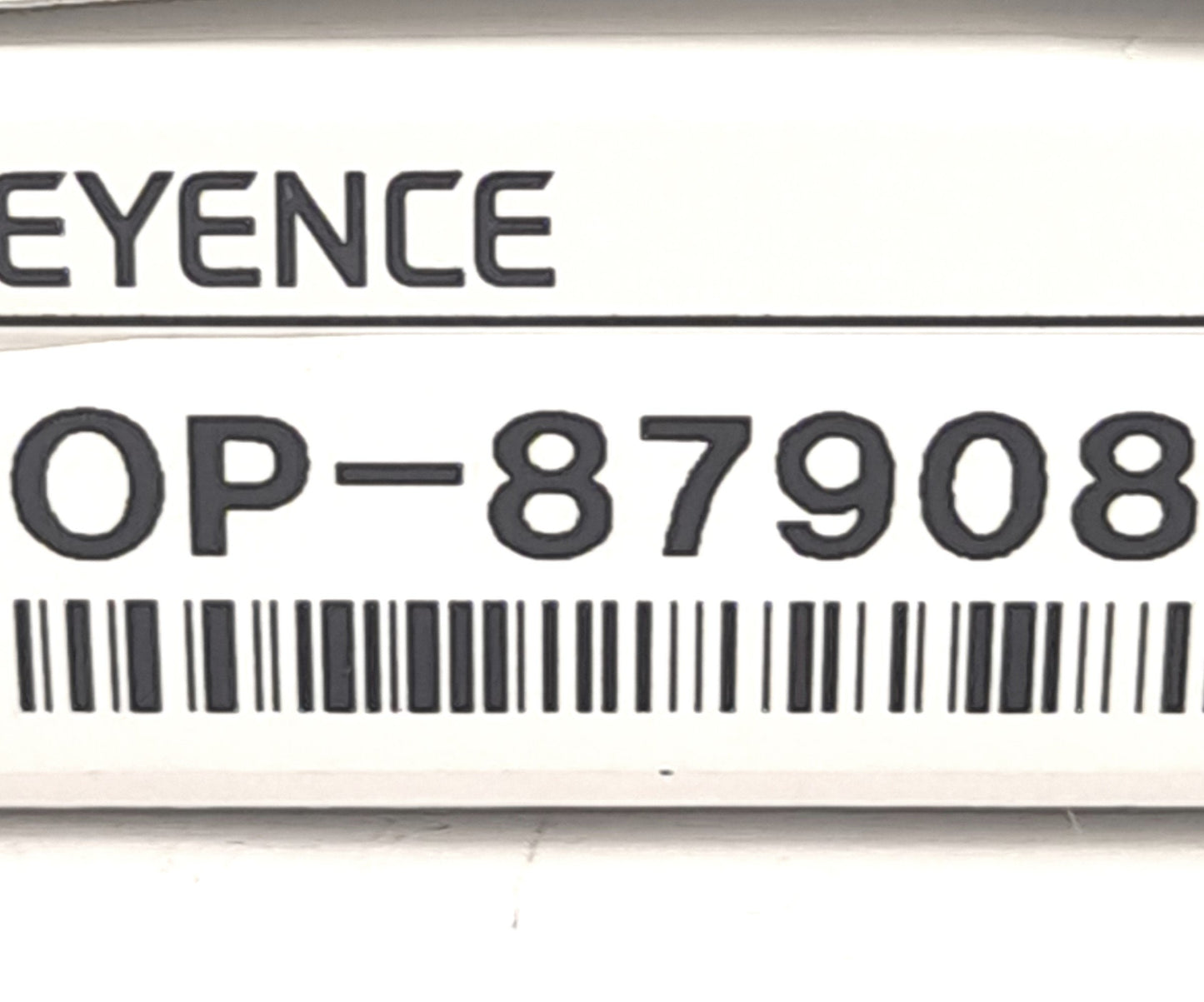 New Keyence OP-87908 Vertical Mounting Bracket, 21 x 32.5 x 53mm, R2.2 Holes