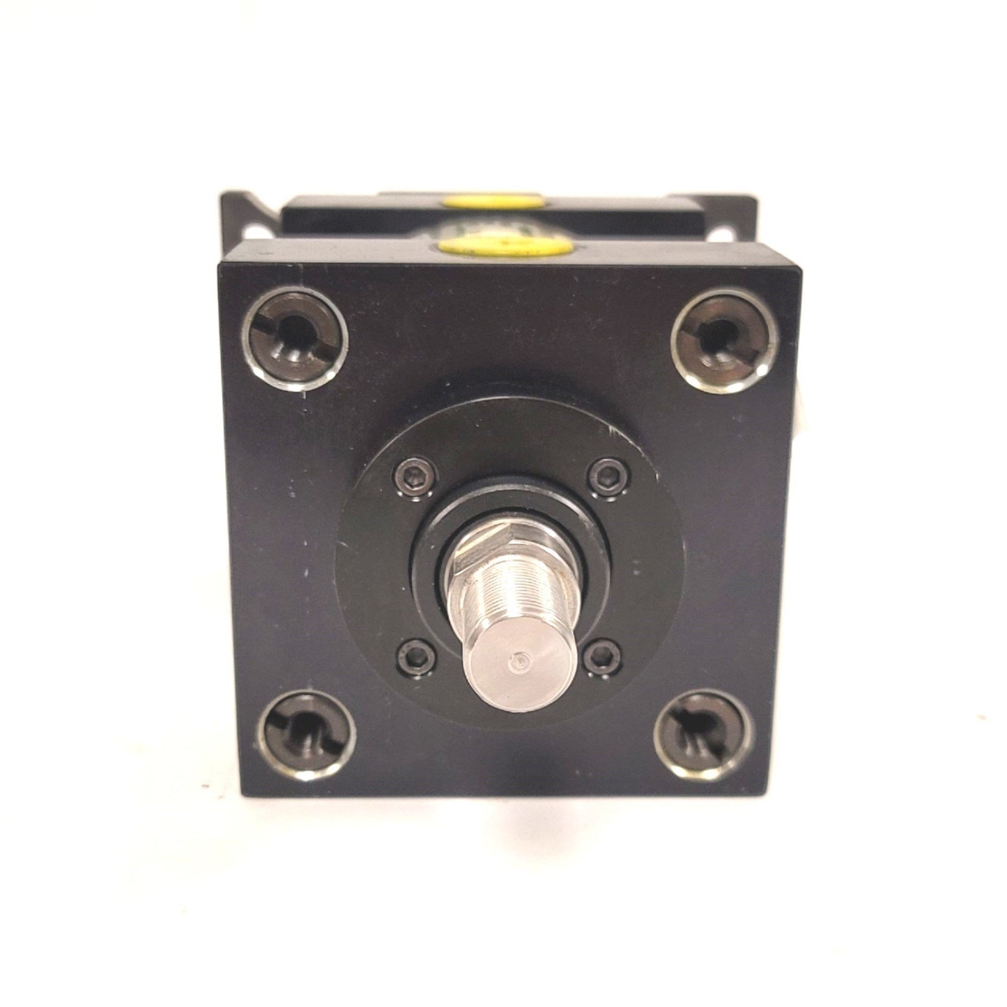 New Numatics WE-708666-1 Double Rod Cylinder Bore: 4" Stroke: 1.5" Rod End: 3/4-16