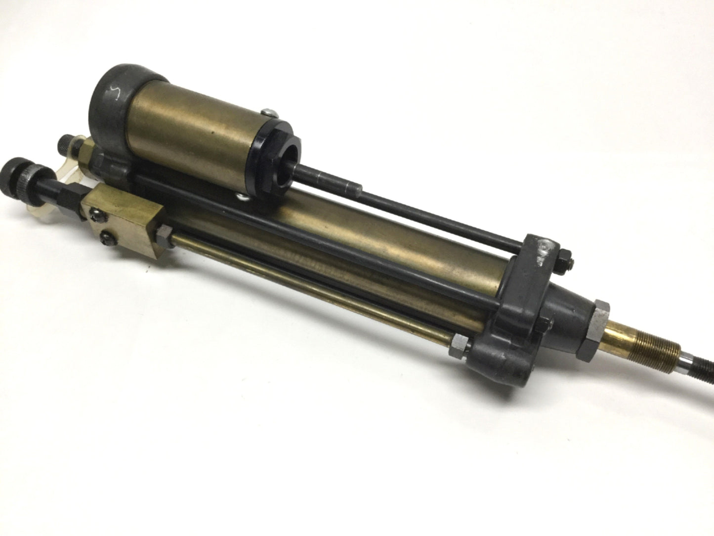 Used Parker B17111013 Hydro-Check Cylinder Actuator, 1200lb Checking Duty, 6" Stroke