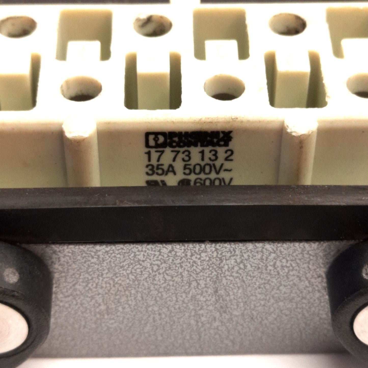 Used Phoenix Contact 1773132 Heavycon Insert W/ 1773789 Housing, 6-Pin+PE, 35A 500V