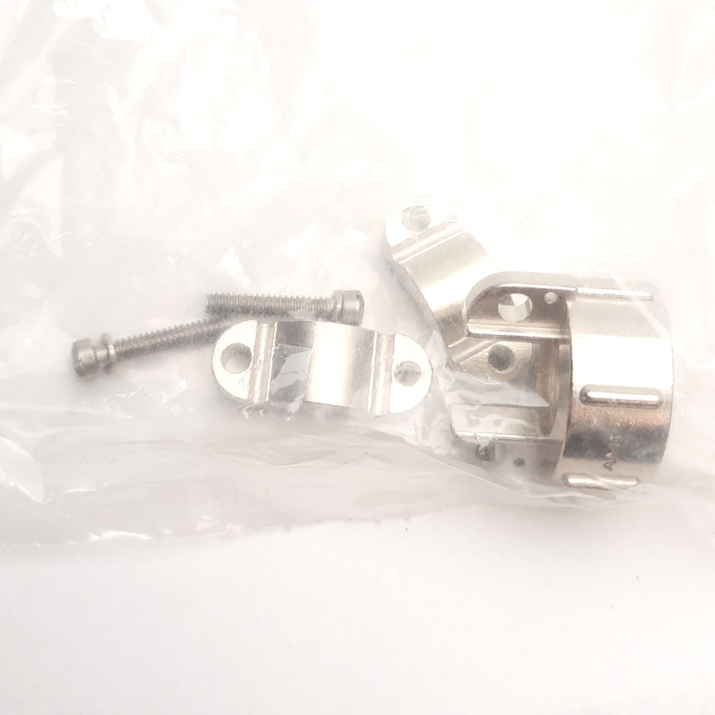 New Lot of 2 Amphenol 208945-5 MIL Spec Cable Clamp 0.225"-0.562", 7/8-20UNEF Thread