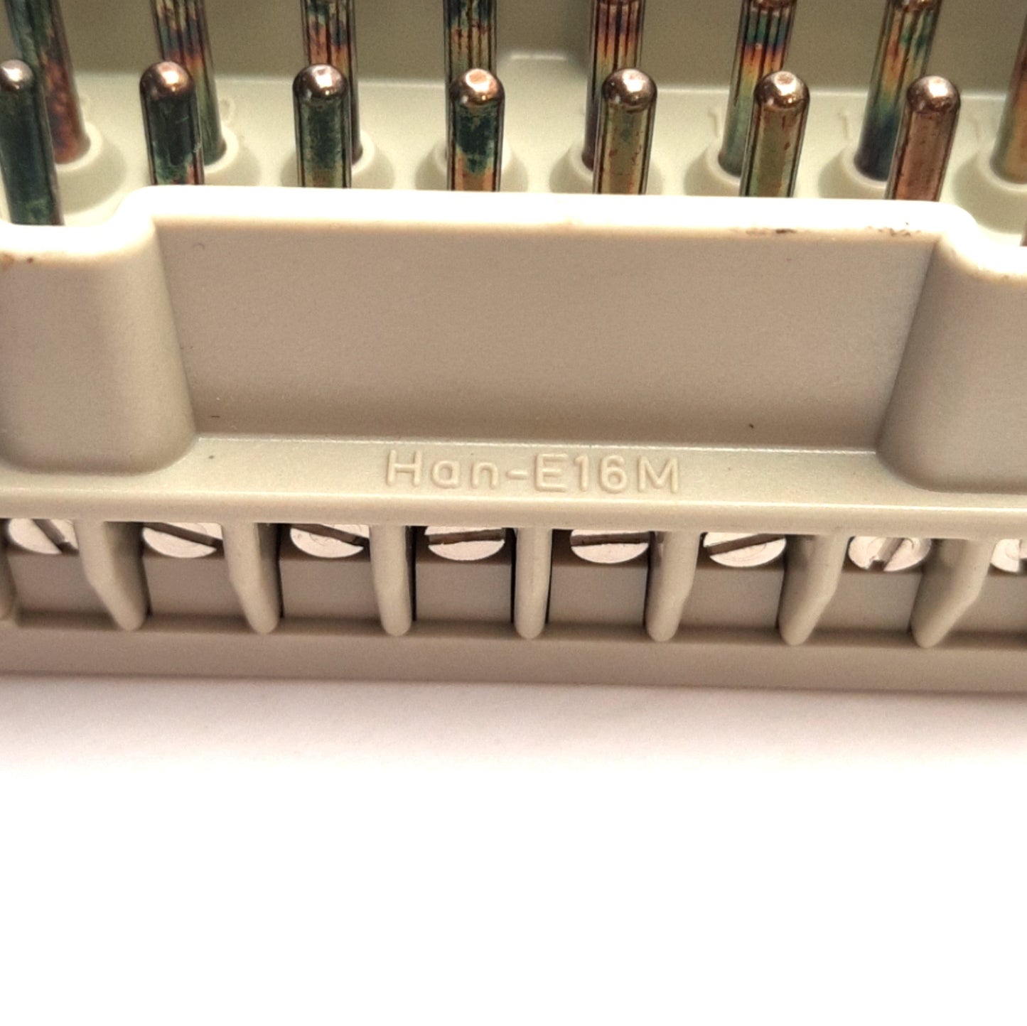 Used Harting HAN-E16M Male HDC Insert W/ 90° Housing, 16-Pos, 500V 16A, 09330162601