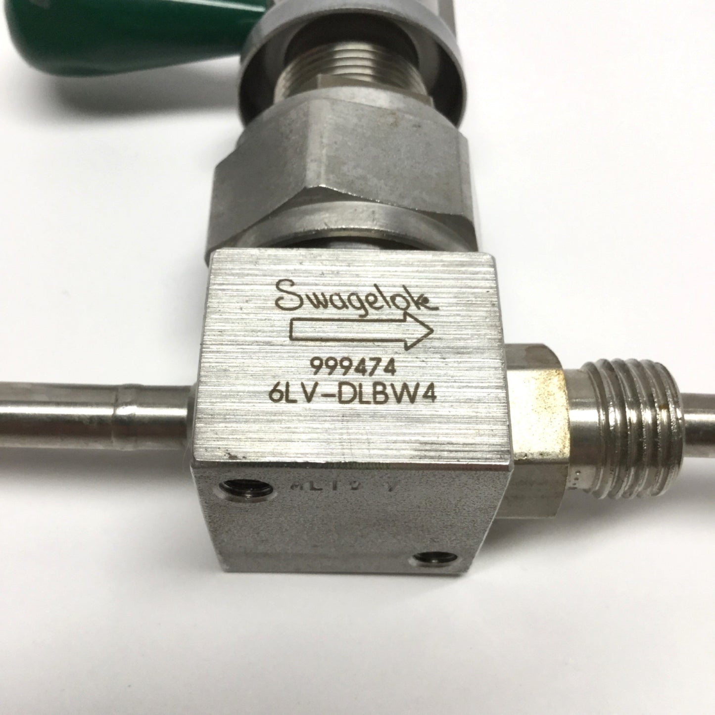 Used Swagelok 6LV-DLBW4 SS316 High Purity Manual Diaphragm Valve, 1/4", Green Handle