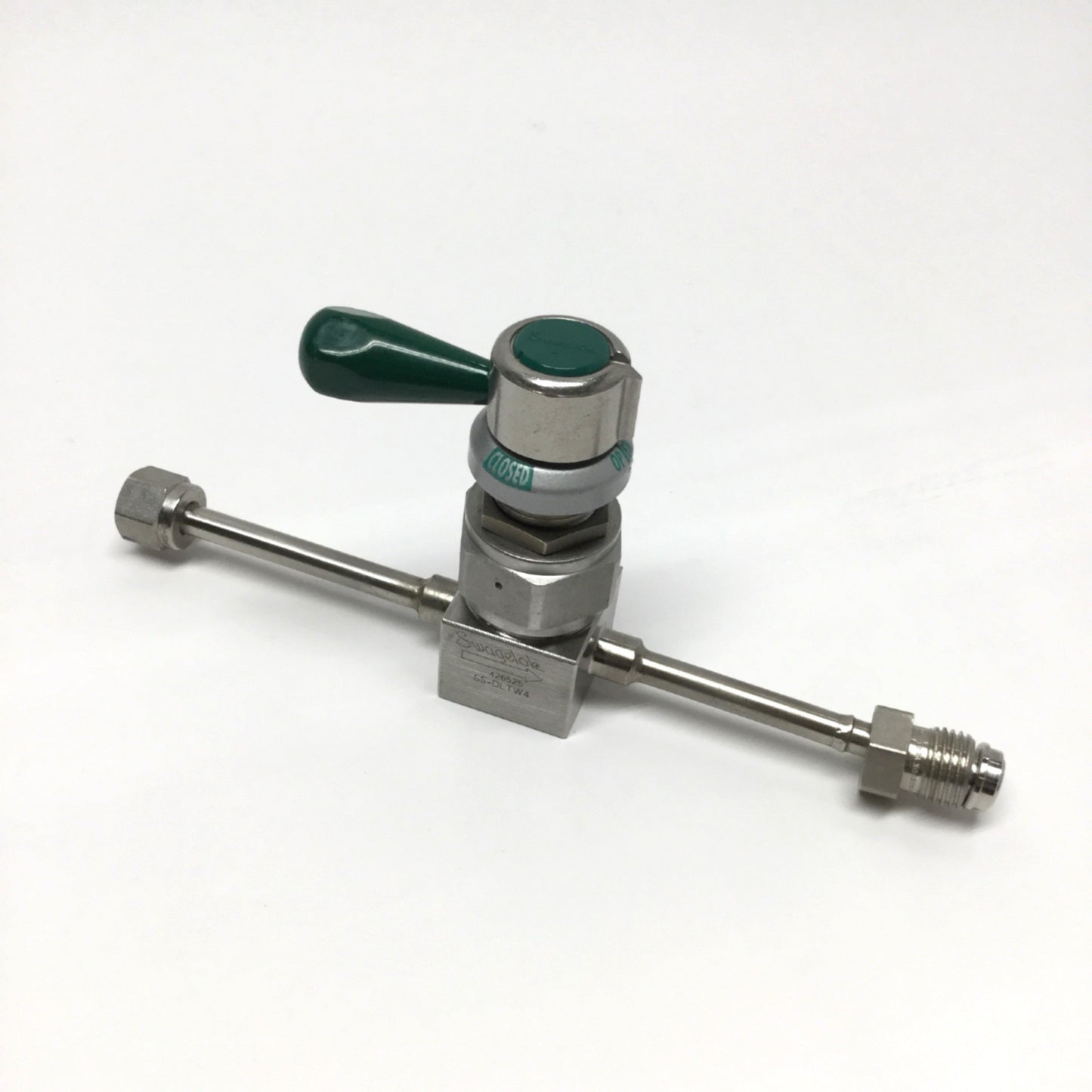 Used Swagelok SS-DLTW4 SS316 High Purity Manual Diaphragm Valve, 1/4", Green Handle