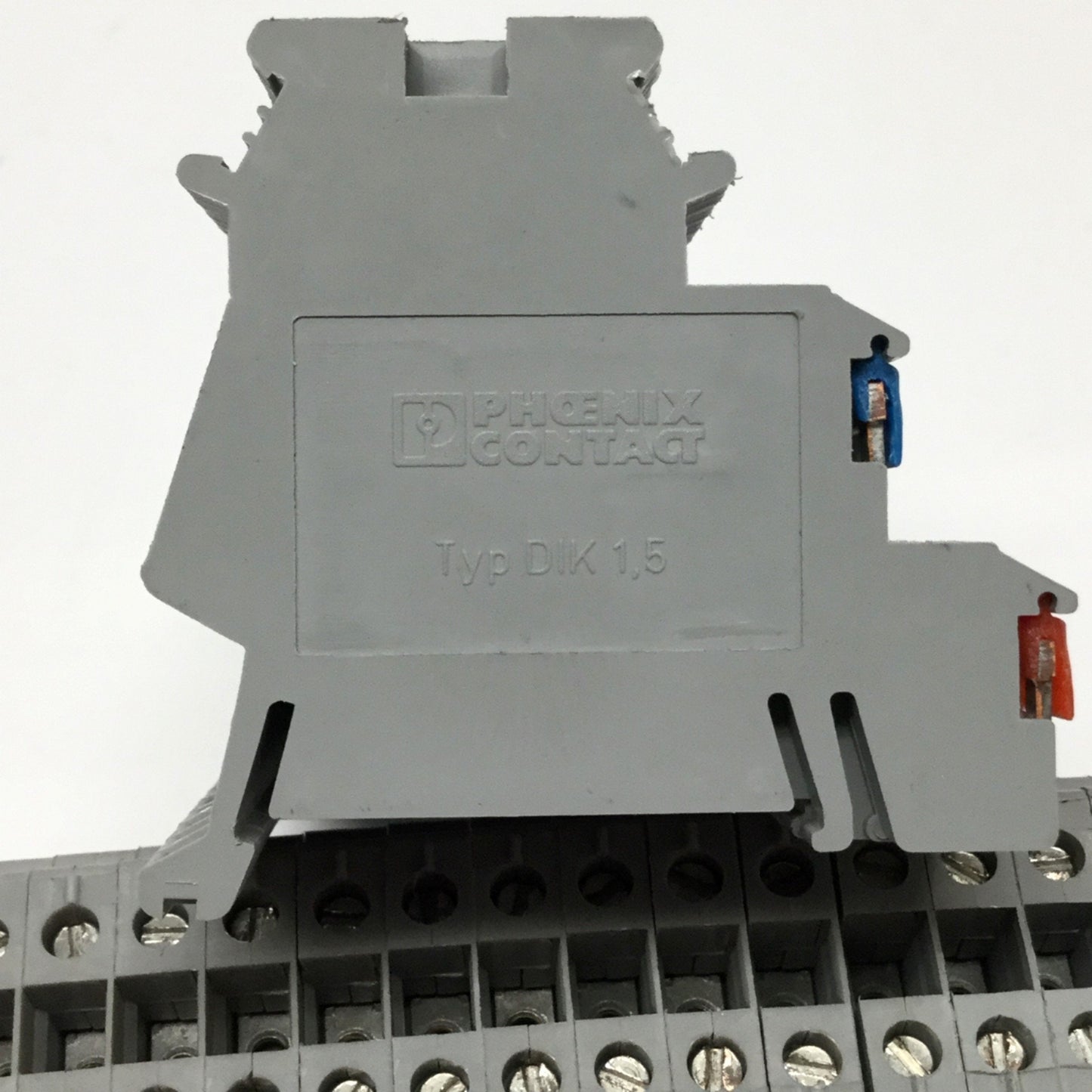 Used Lot of 45 Phoenix DIK 1,5 Sensor Actuator Terminal Blocks 300V 15A 28-14AWG