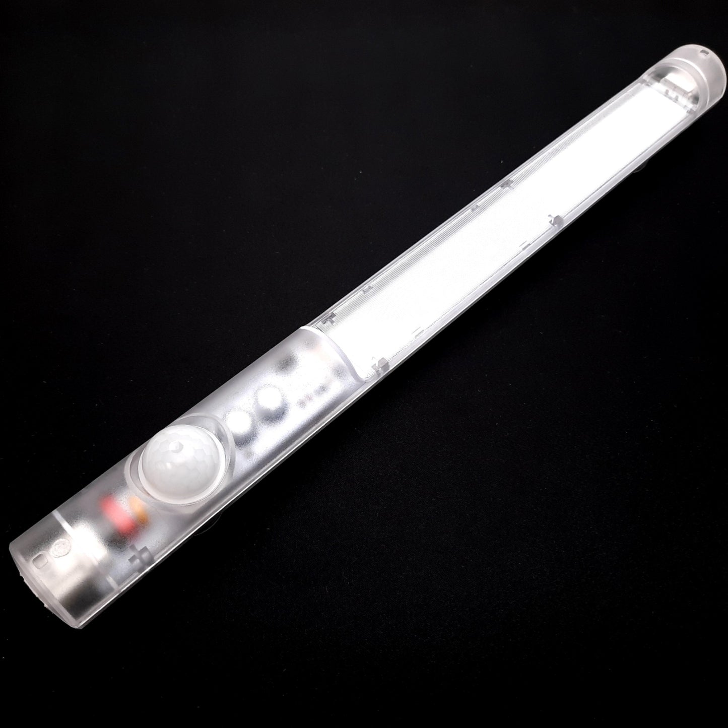 Used Hoffman LEDA2M35 LED Enclosure Light, IR Motion Sensor Activation 100-240VAC 5W
