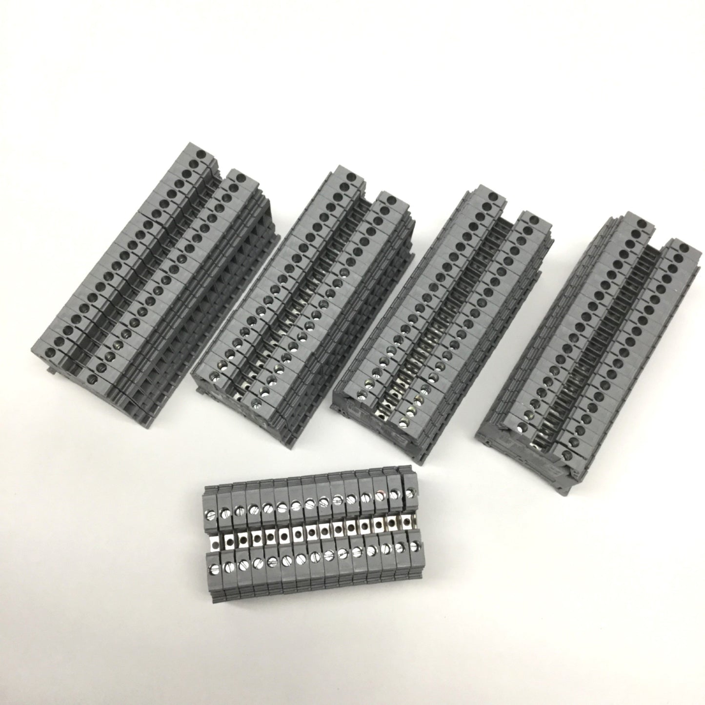 Used Lot of 95 Entrelec MA2.5/5 Feed-Thru Terminal Blocks 600V 30A, 22-12AWG, Gray