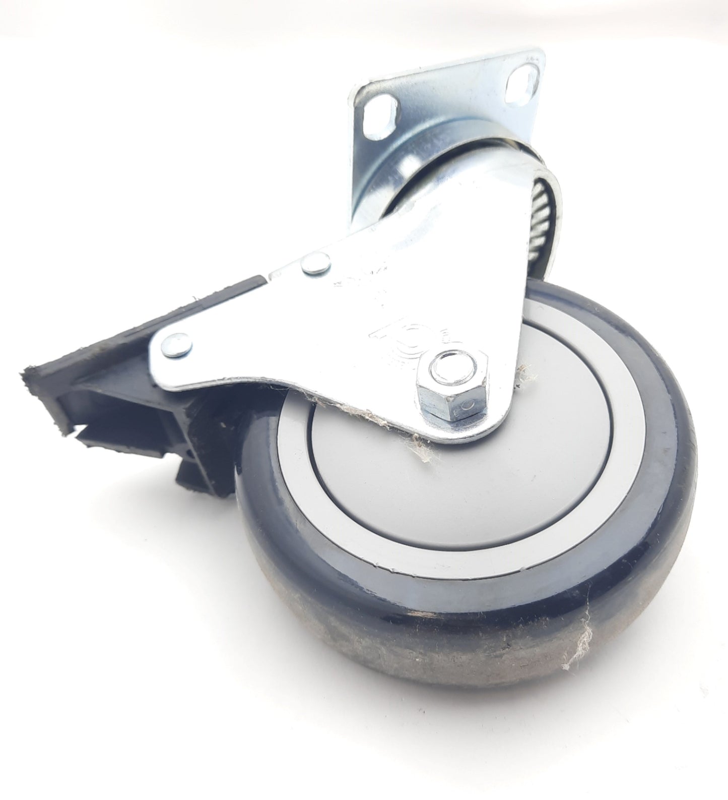 Used Lot of 4 Rubber Casters With Locking Breaks 101mm Dia., 31mm Thick, 131mm Height
