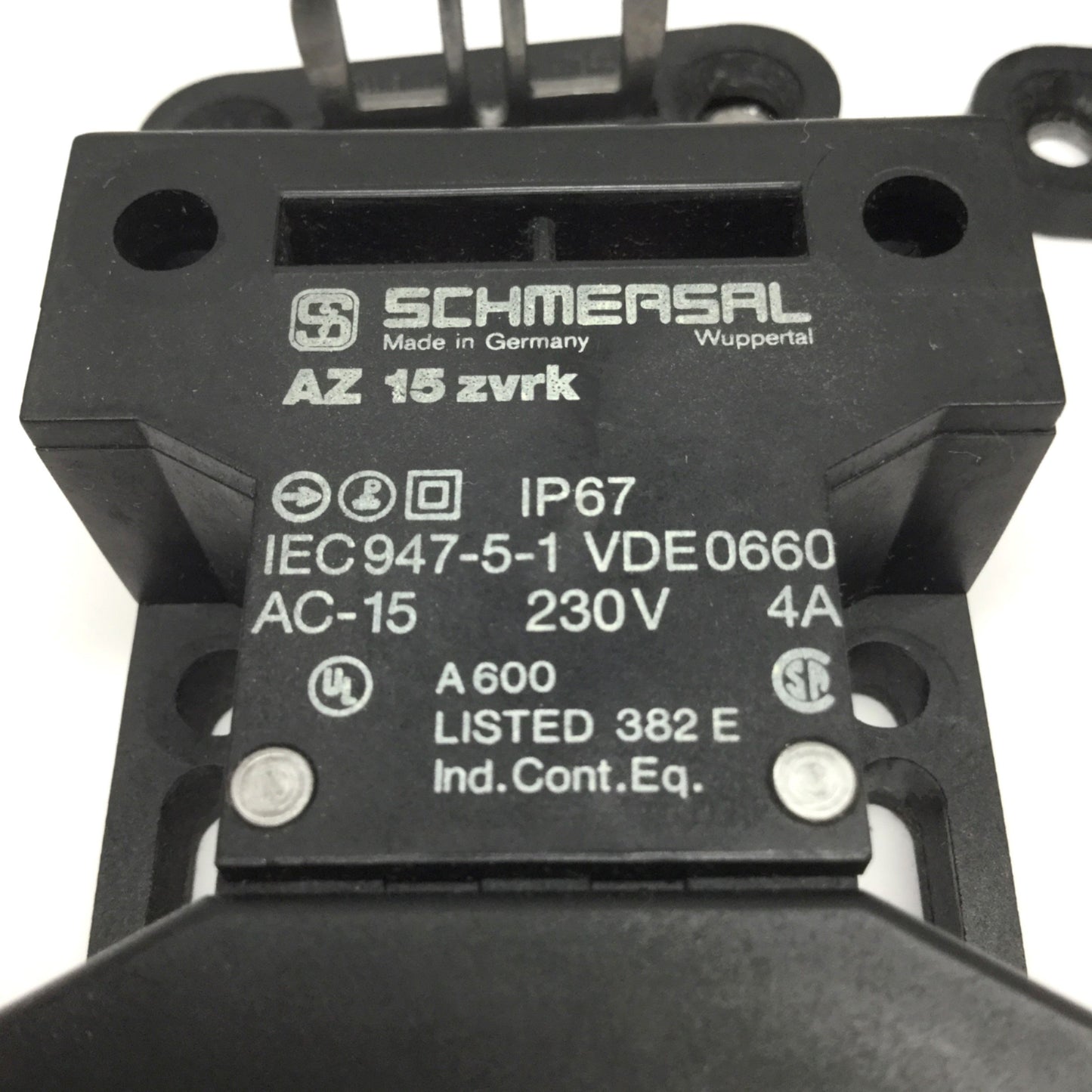 Used Lot of 2 Schmersal AZ 15 zvrk Safety Interlock Door Switches w/Keys, 230VAC/4A