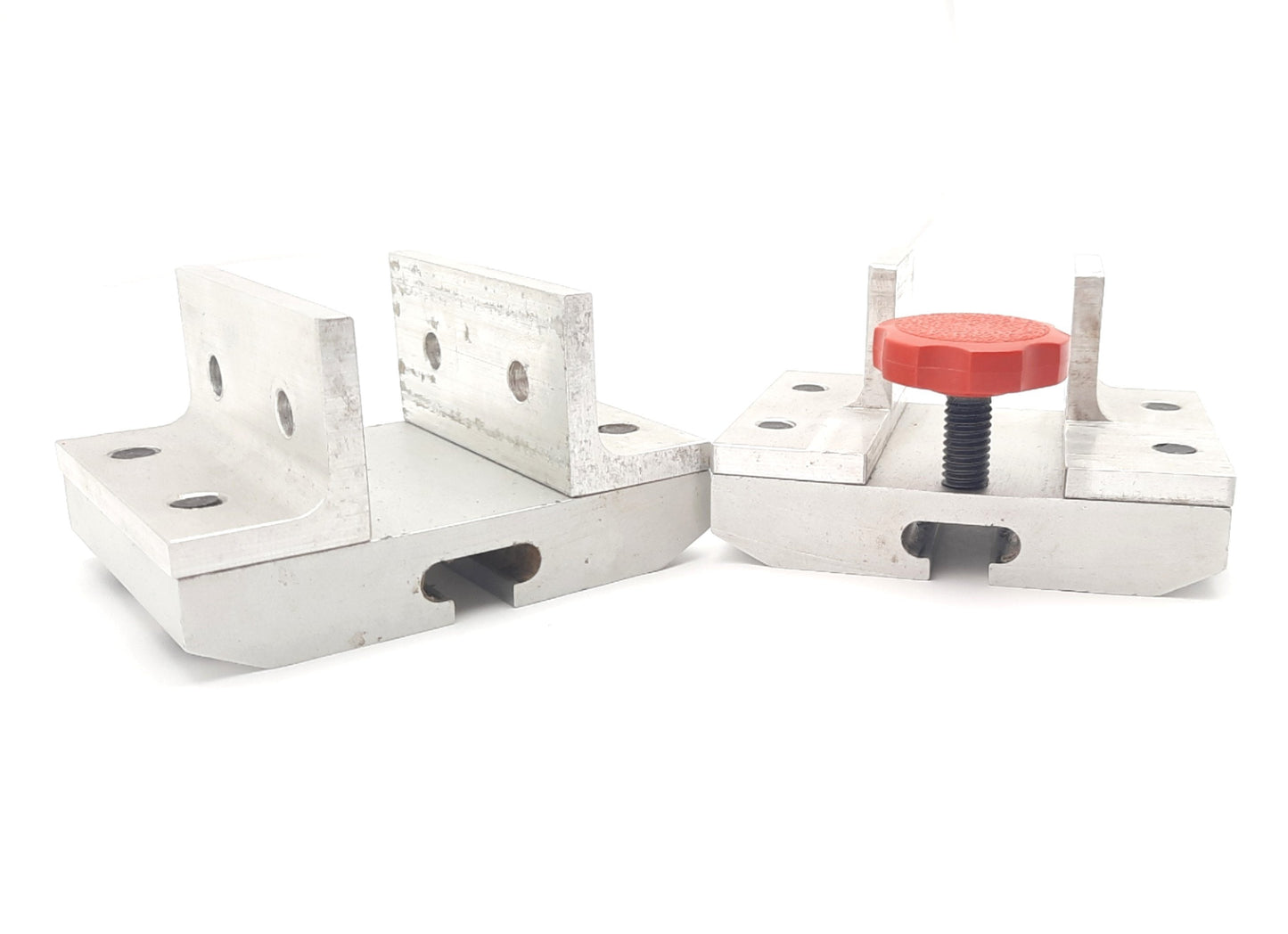 Used 80/20 1515-Lite 15 Series Aluminum Bar W/Clamp and Actuator 24"L x 1.5"W x 2"H