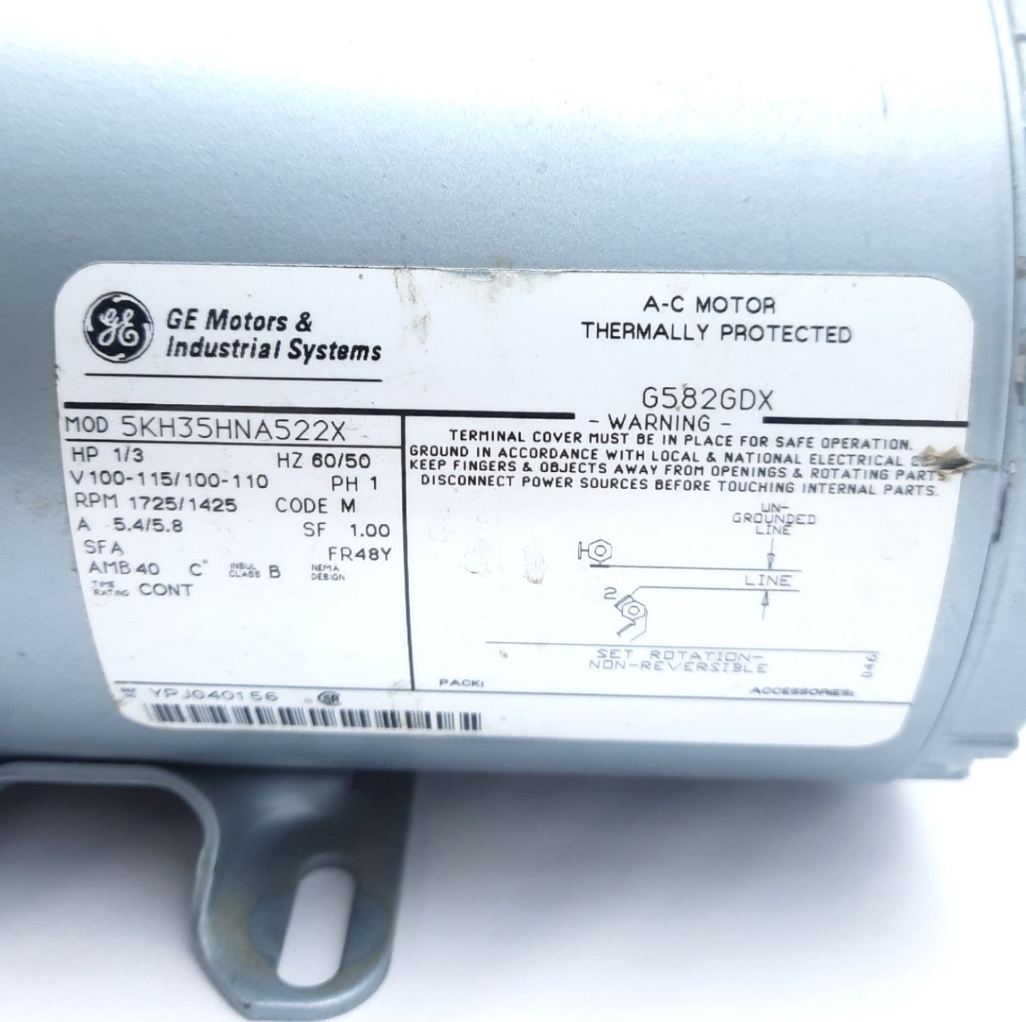 Used Gast 0523-101Q-G582DX Rotary Vane Vacuum Pump, 4.5CFM, 26in-hg, 1/4"NPT, 120VAC