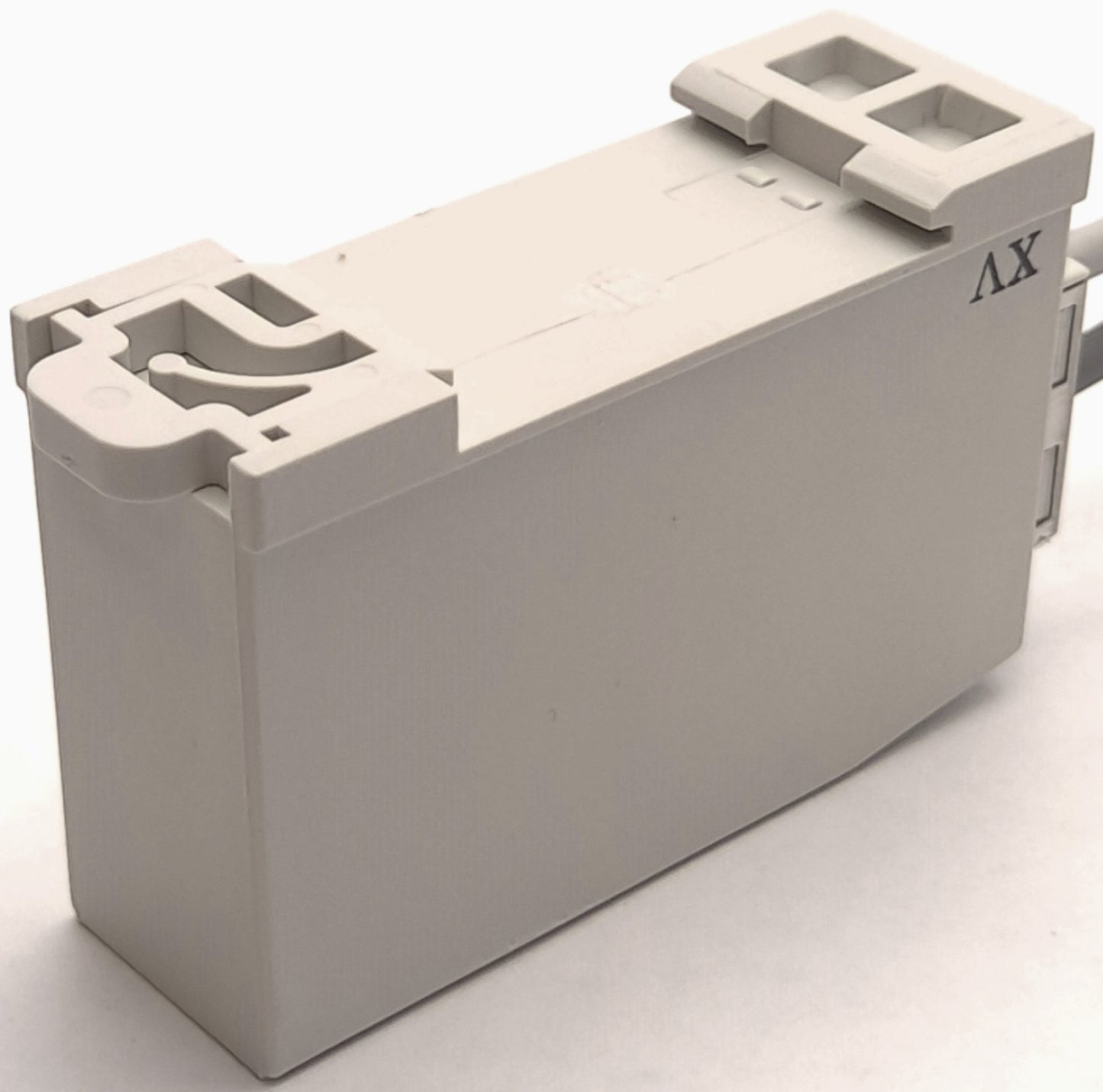 Used SMC D-M9PJZ Heat Proof Solid State Auto Switch, 5m Cable, DIN Rail Mount, 24VDC