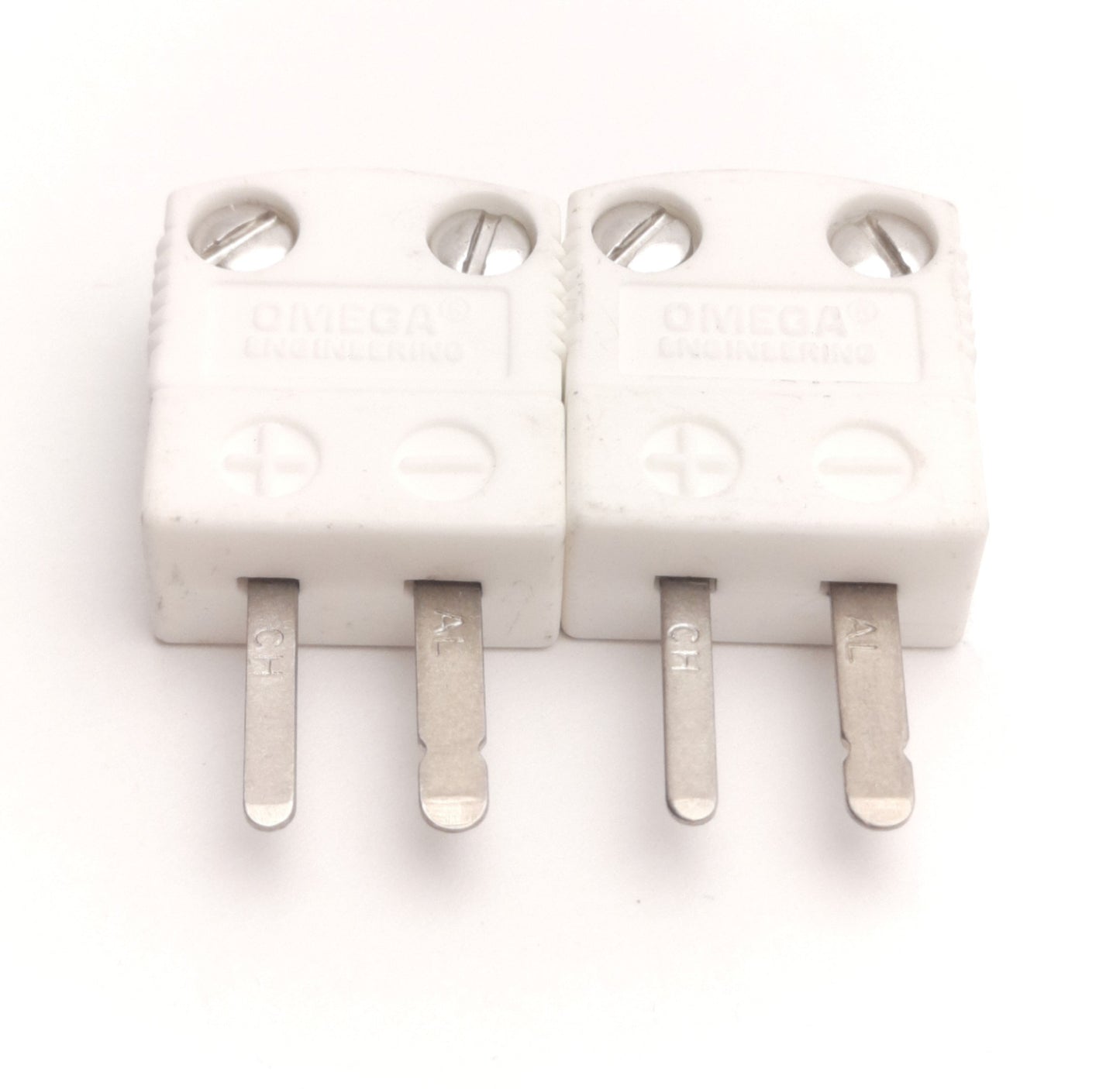 Used Lot of 2 Omega Engineering SHX-K-M Mini High Temp Ceramic Connectors, Type K