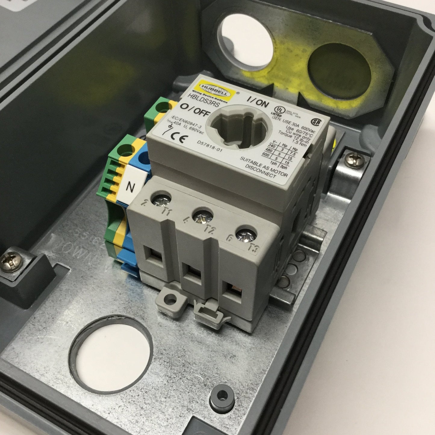 Used Hubbell HBLDS3 Circuit-Lock Disconnect Switch & Enclosure 3-Pole 600VAC 30A