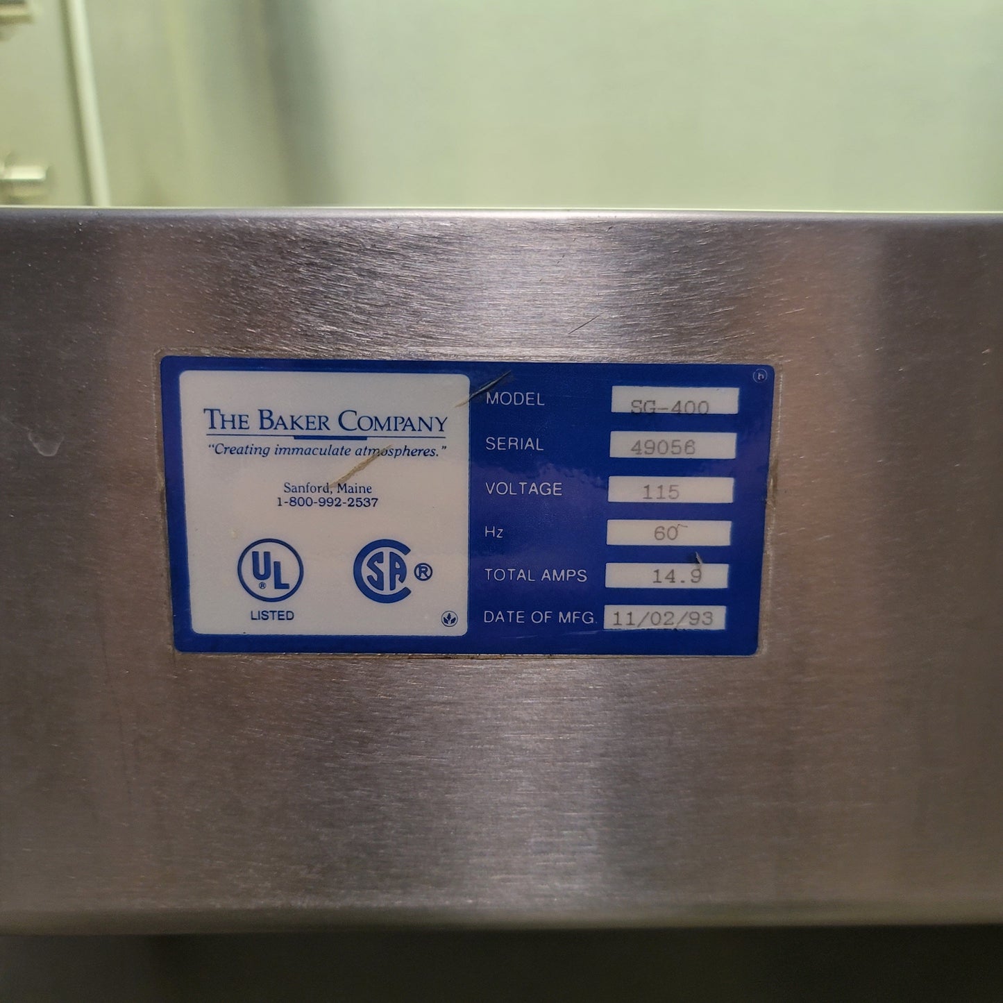 Used Baker SG-400 SterilGARD II Biological Safety Cabinet 4Ft x 2Ft, 120VAC 15A