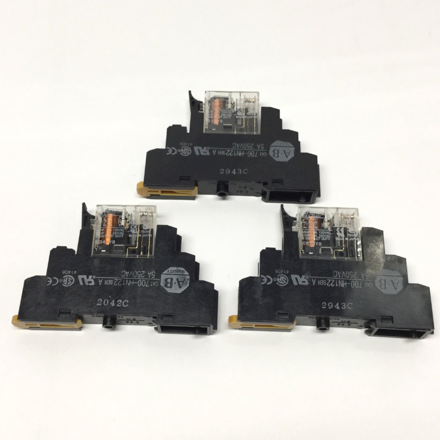 Used Lot of 3 Allen Bradley 700-HK32Z24 Relays 24VDC Coil, DPDT w/700-HN122 Sockets