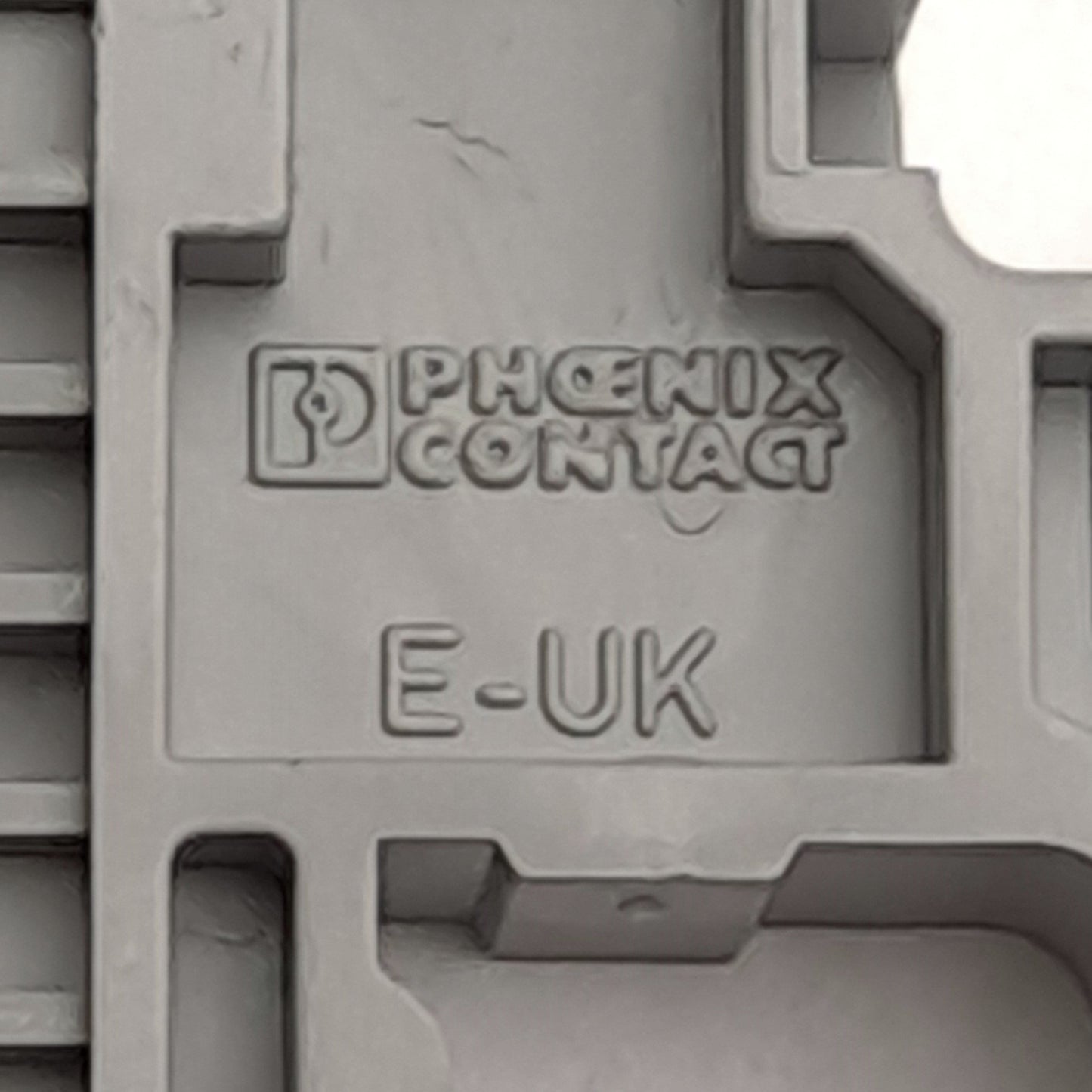 Used Lot of 25 Phoenix Contact E-UK End Clamp Terminal Block, 9.5 x 35.5 x 50.5mm