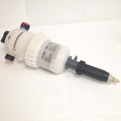 Used Dosatron D45RE15 PVDF Dosing Pump, .4-20GPM, 1:500-1:66, 7-70psi, 104°F