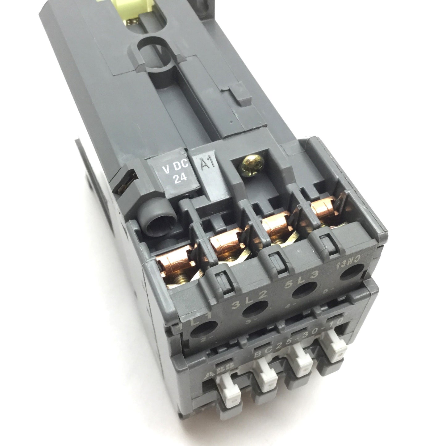 Used ABB BC25-30-10 Contactor, 3-Pole W/ N/O Aux, Coil: 24VDC, 600VAC 45A, DIN Rail