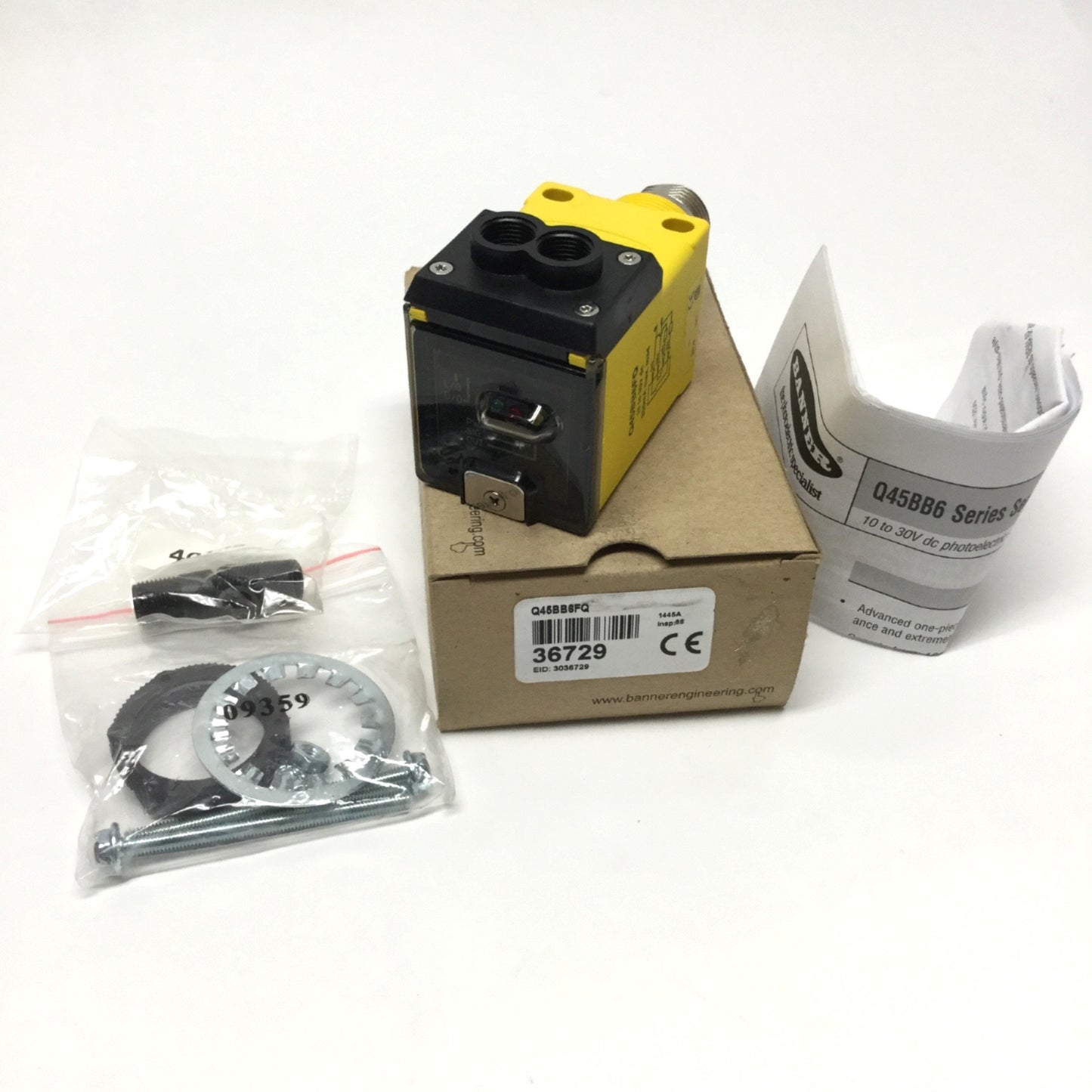 New Banner Q45BB6FQ Rugged IR Fiber Optic Amplifier, 10-30VDC, NPN/PNP, 4-Pin 7/8"