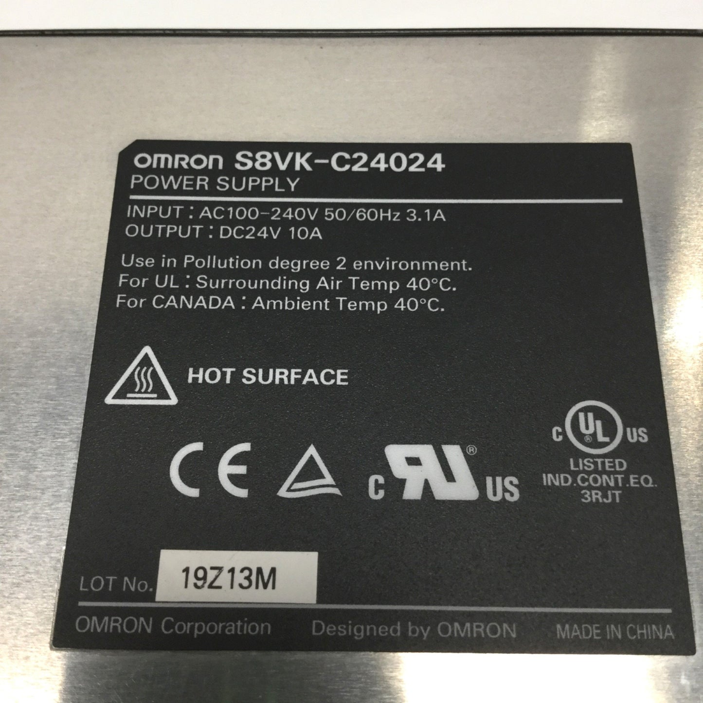 New – Open box Omron S8VK-C24024 DIN Mount Power Supply 100-240VAC In, 24VDC 10A Out 240W