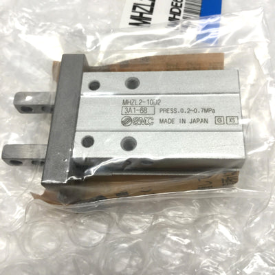New SMC MHZL2-10D2 Parallel Jaw Air Gripper, 2-Finger, 10mm Bore, 8mm Stroke, M3
