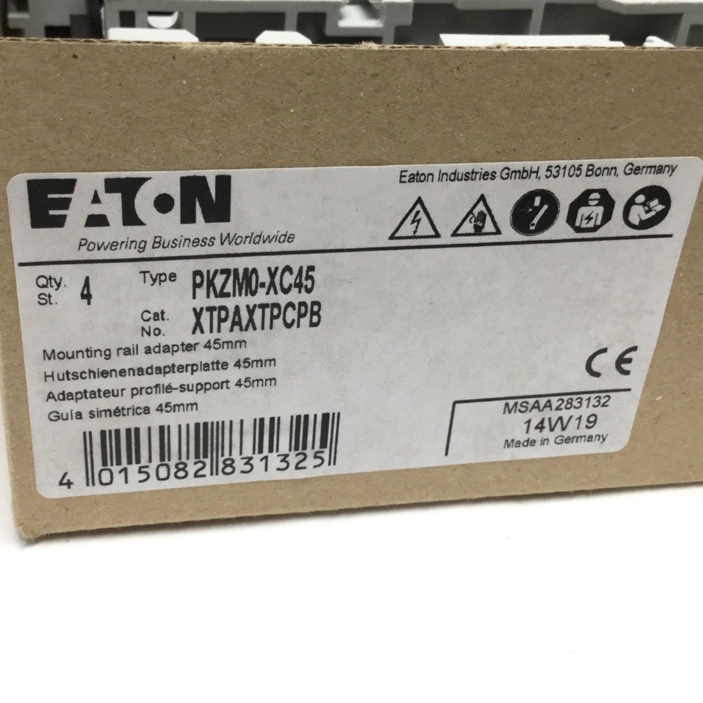 New – Open box Lot of 4 Eaton PKZM0-XC45 Top-Hat Mounting DIN Rail Adapter Plates, 45mm W