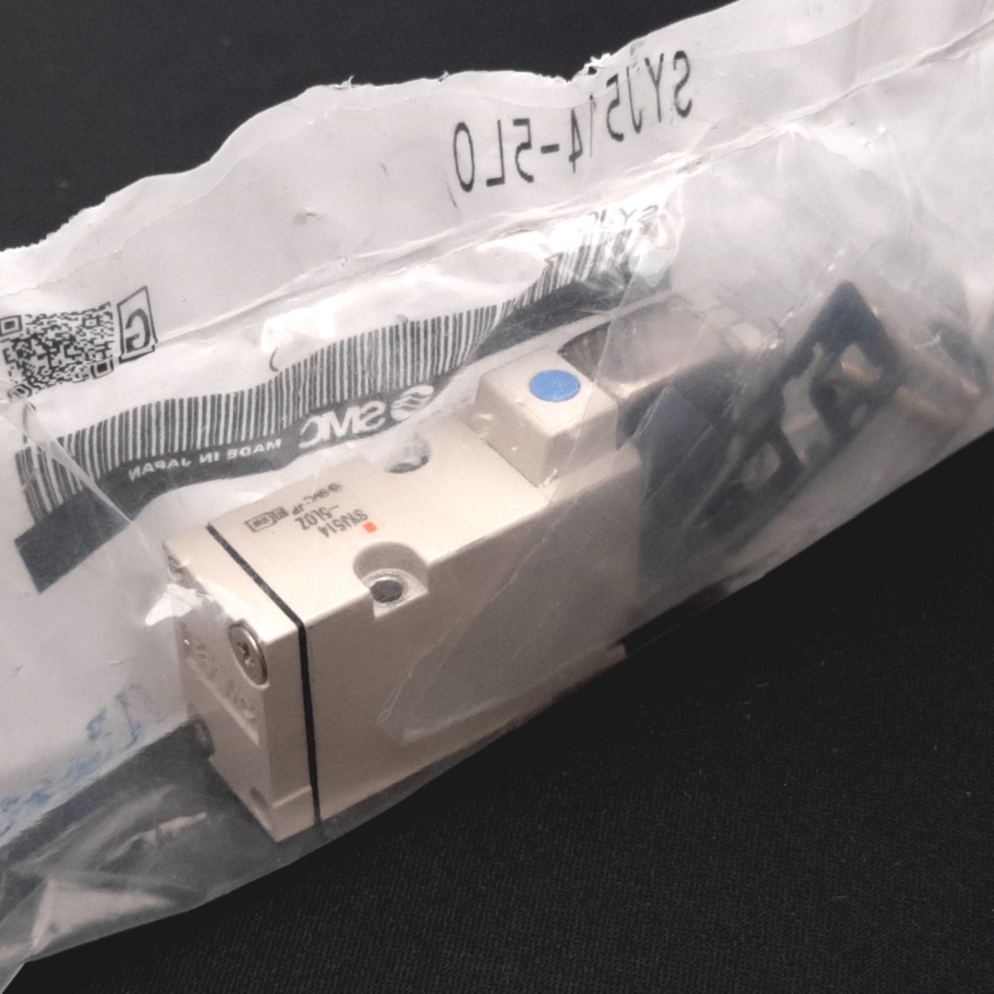 New SMC SYJ514-5LOZ Solenoid Valve, 2-Position 3-Port, 24VDC, 0.15-0.7MPa