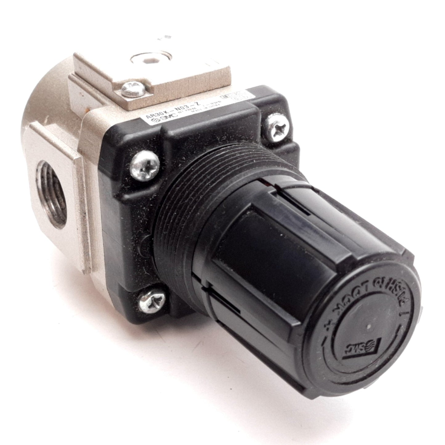 Used SMC AR30K-N03-Z Pressure Regulator, Supply: 145psi, Set: 7-125psi, 3/8" NPT