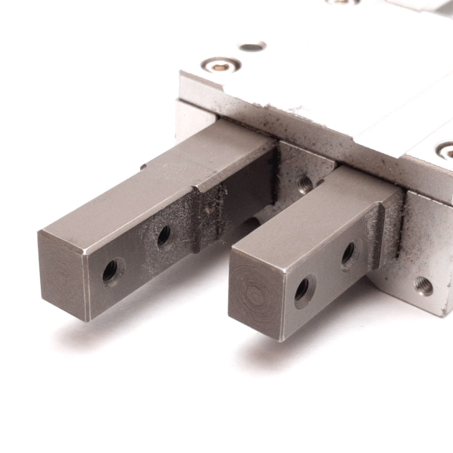 Used SMC MIW12-12D Escapement Slider Guide Cylinder, Bore: 12mm, Stroke: 12mm, M5x0.8