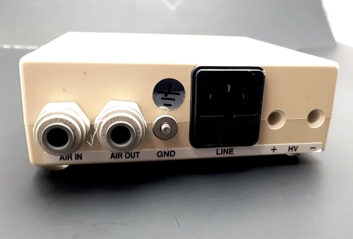 Used Simco Richmond AFC2 4005186 Air Flow Controller Power Supply 115 VAC at 50-60 Hz