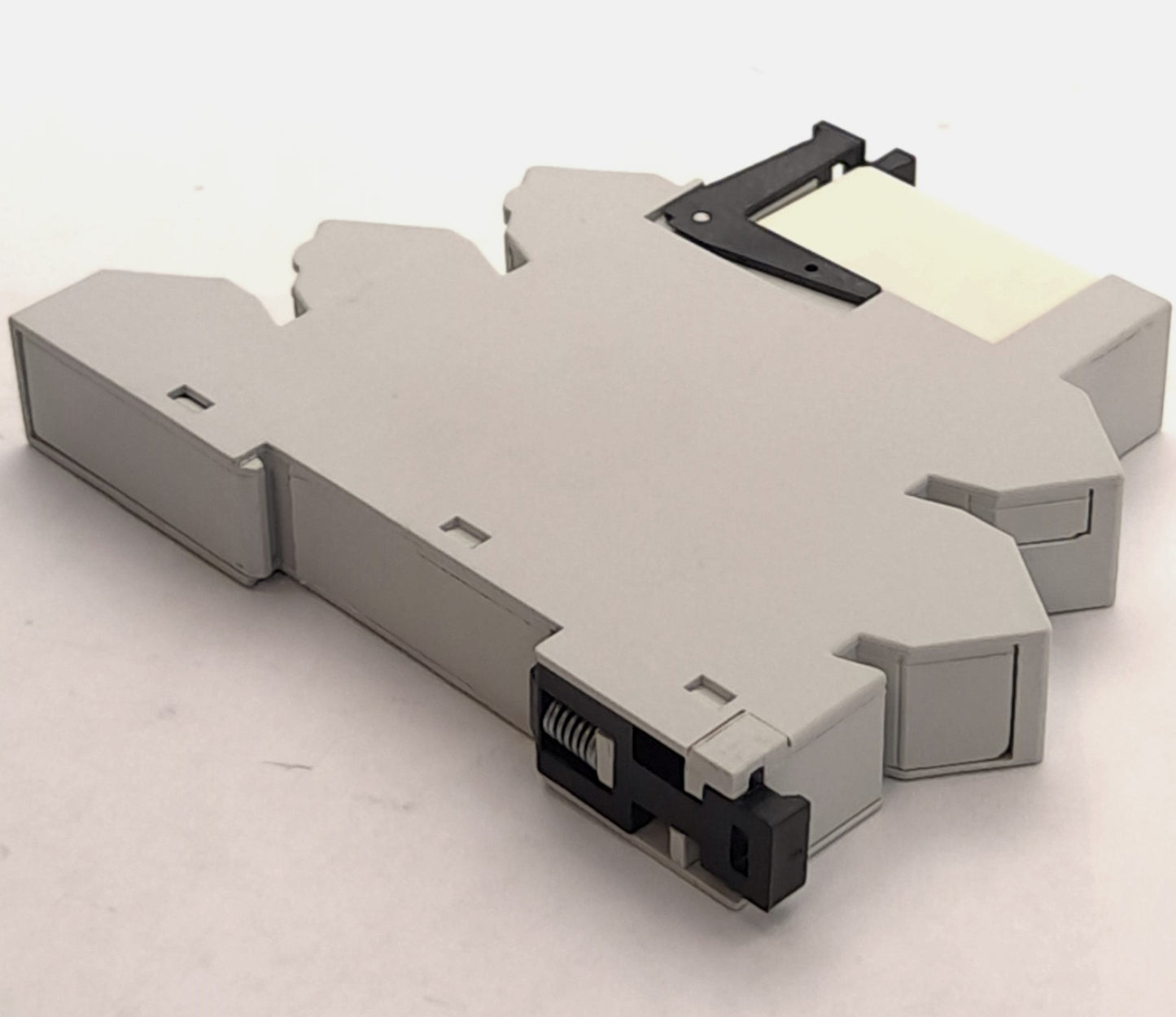 Used Allen Bradley 700-TBR224, 700-HLT22 Relay In Socket, DPDT, 24VDC Coil, 10A 24VDC