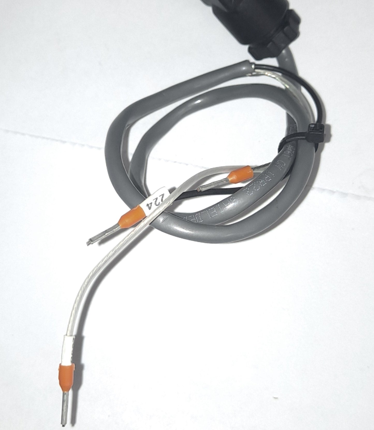 Used SMC NAW3000-N02 Filter, NAV3000-N03-5D Valve, NAR2000-N02 Regulator, 24VDC