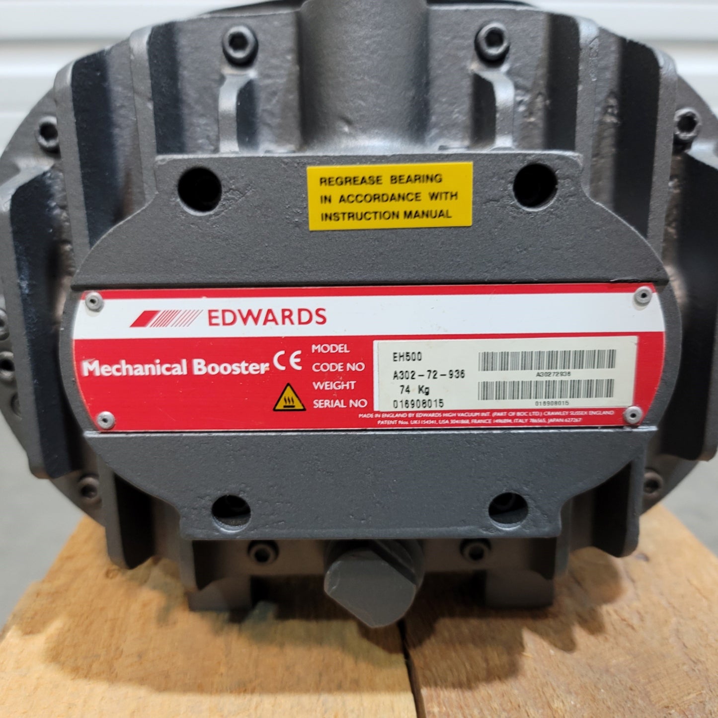 New Edwards A302-72-936 EH500 Mechanical Booster Pump 208-230/460VAC 0-90mbar 2.2kW