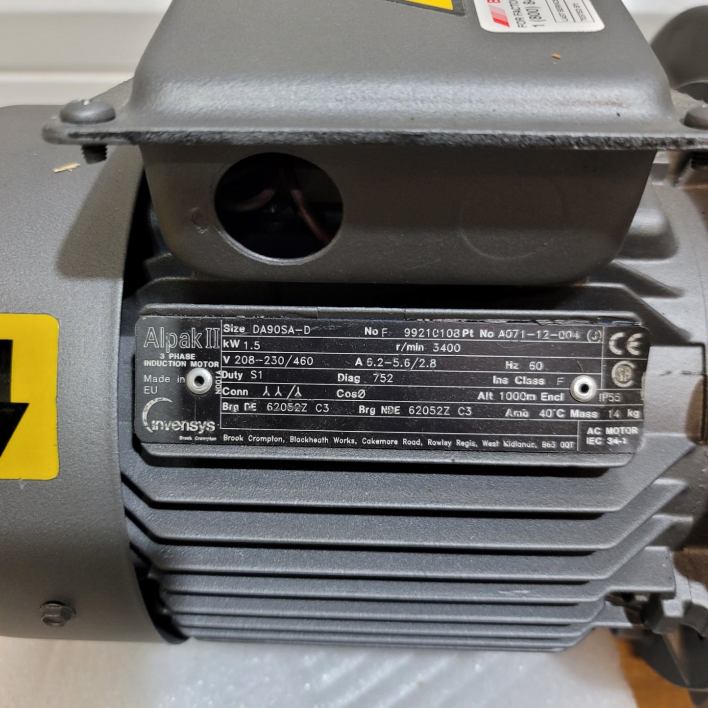 New Edwards A302-72-936 EH500 Mechanical Booster Pump 208-230/460VAC 0-90mbar 2.2kW