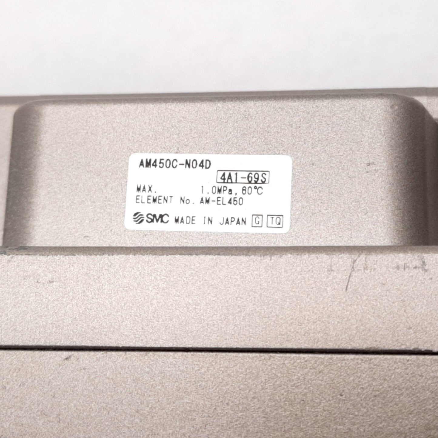 New – Open box SMC AM450C-N04D Pneumatic Mist Separator, Pressure: 1.0MPa Max, Ports: 1/2" NPT