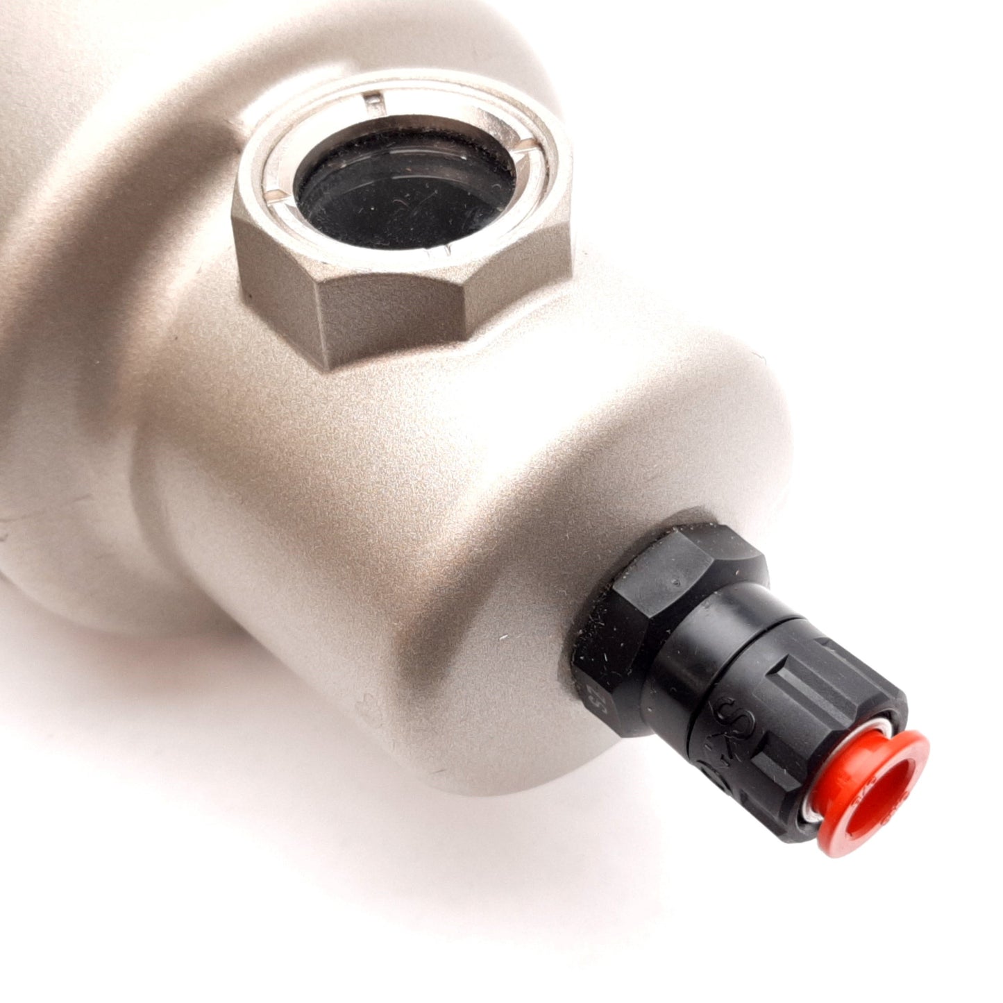 New – Open box SMC AM450C-N04D Pneumatic Mist Separator, Pressure: 1.0MPa Max, Ports: 1/2" NPT