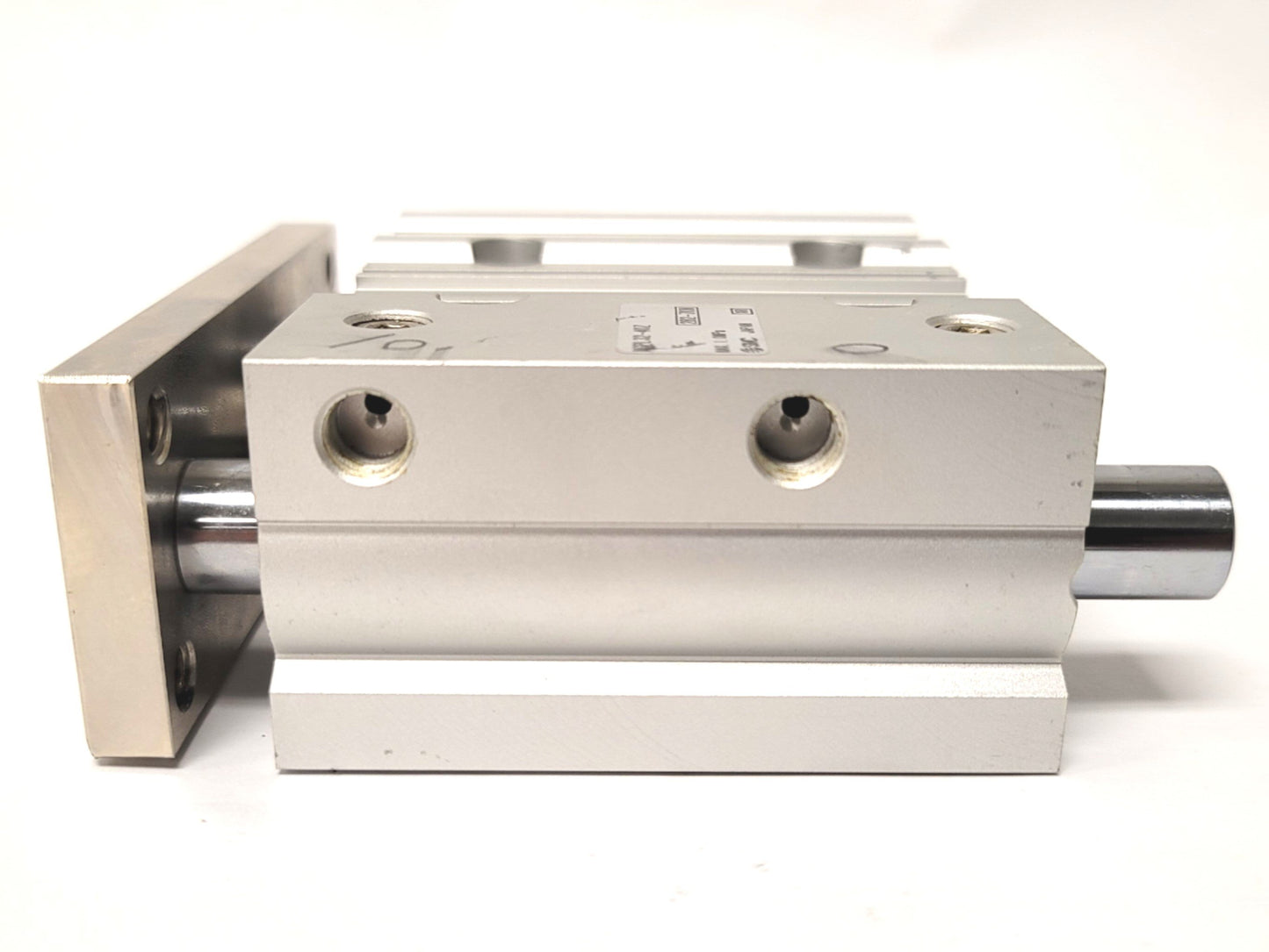 Used SMC MGPL32-40Z Compact Guided Cylinder Bore 32mm, Stroke 40mm, 1/8"RC, 0.1-1MPa