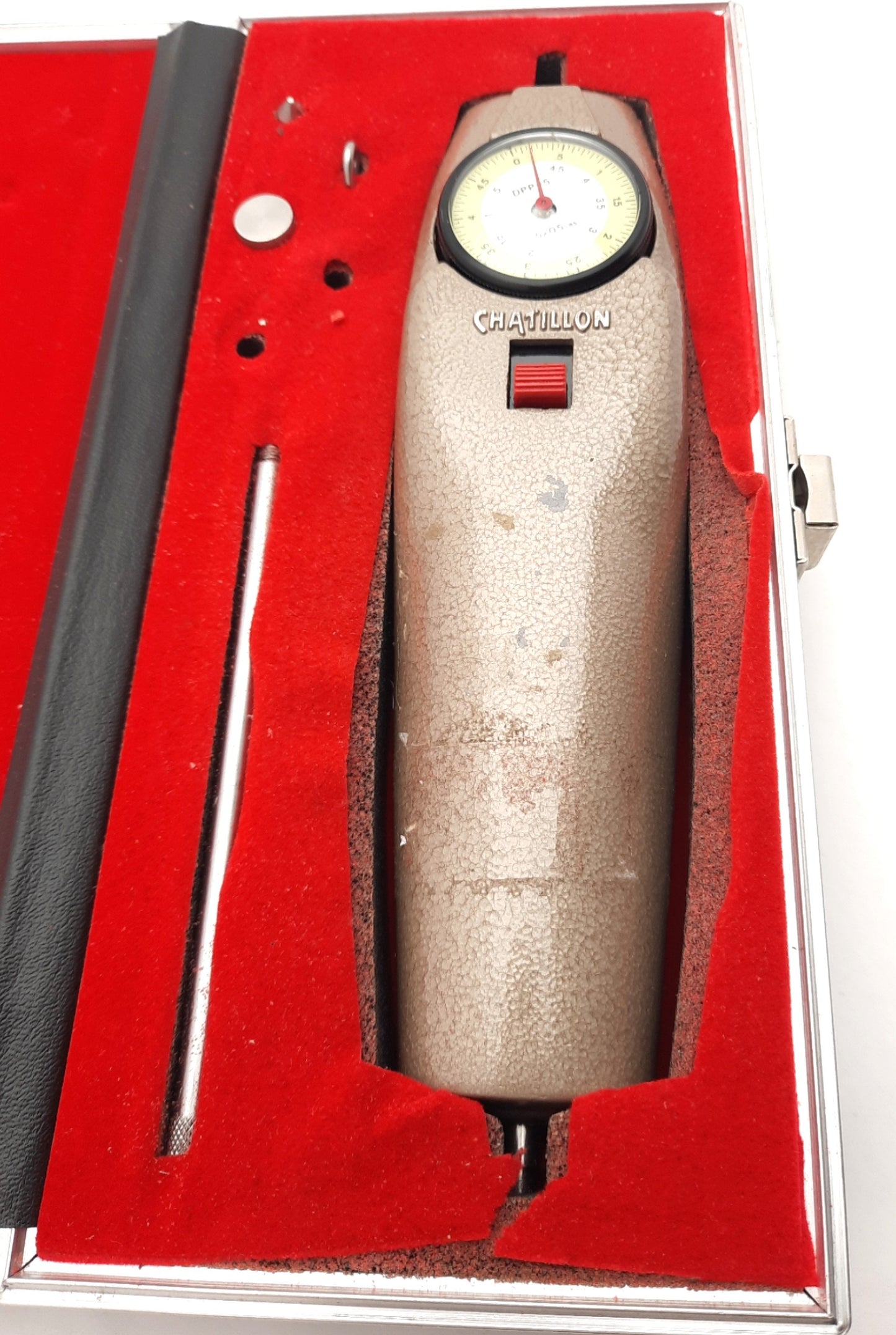 Used Chatillon DPP-50 Dial Push Pull Gauge 0-50lbs ±1% of Full Scale 110% of Capacity