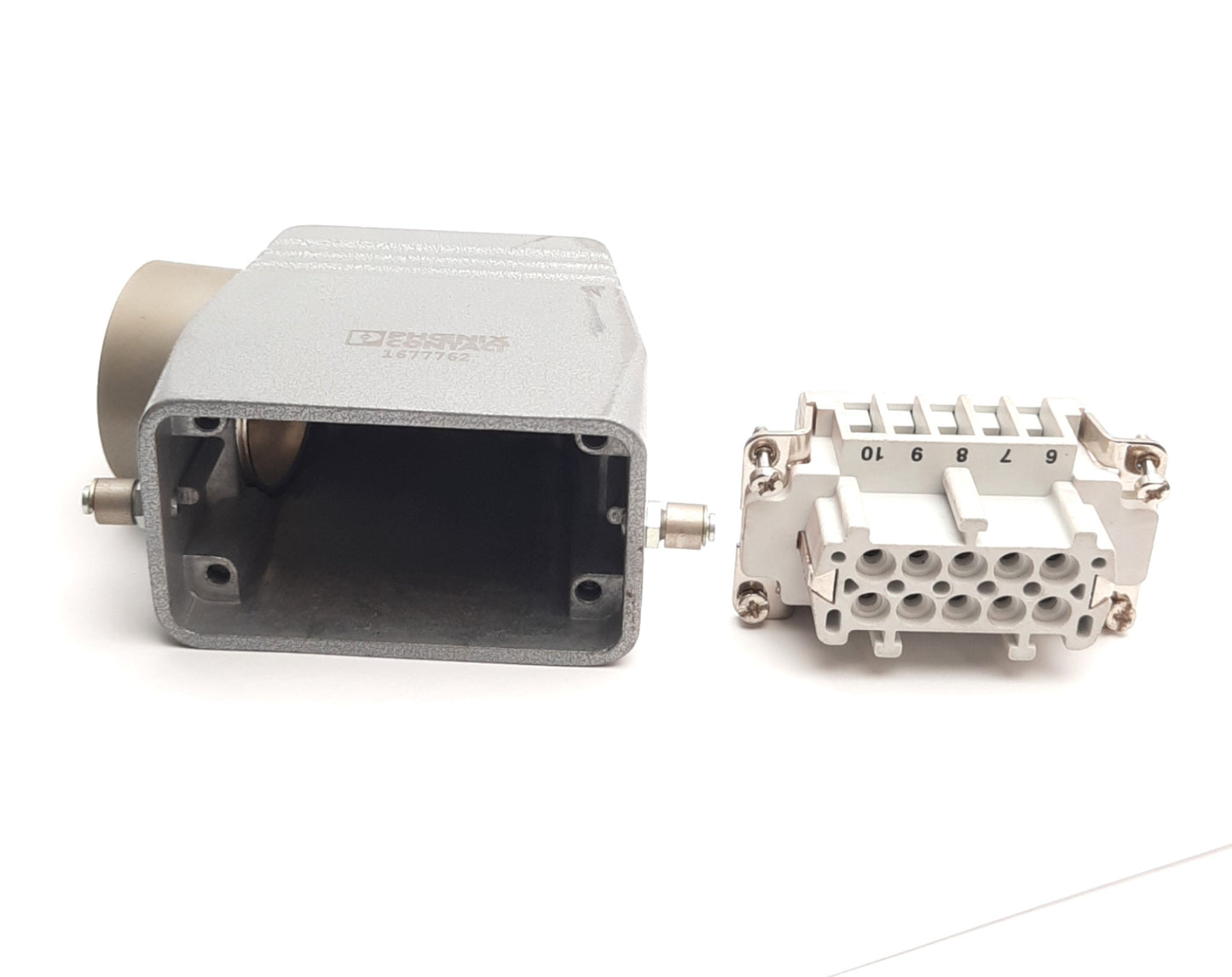 Used Phoenix Contact 17 71 20 2 Female Insert w/ 1677762 Hood, 10-Pole, 16A 400V AC