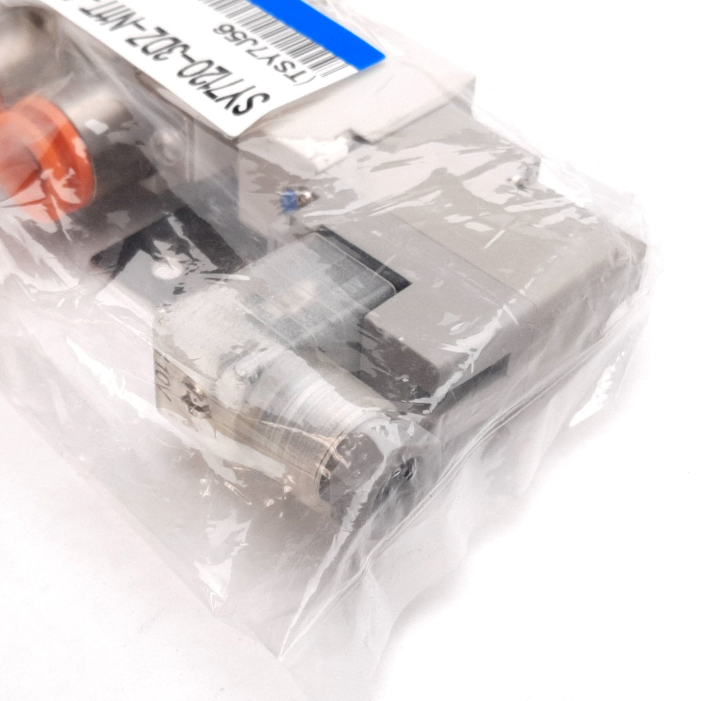 New SMC SY7120-3DZ-N11T-F2 Solenoid Valve, 2-Position 5-Port, 110VAC, 0.15-0.7MPa