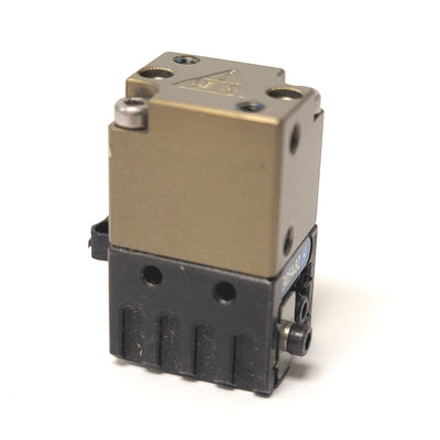 Used Schunk 305482 MPG-Plus 16-AS Parallel Gripper Stroke: 1.5mm Per Jaw, Force: 37N