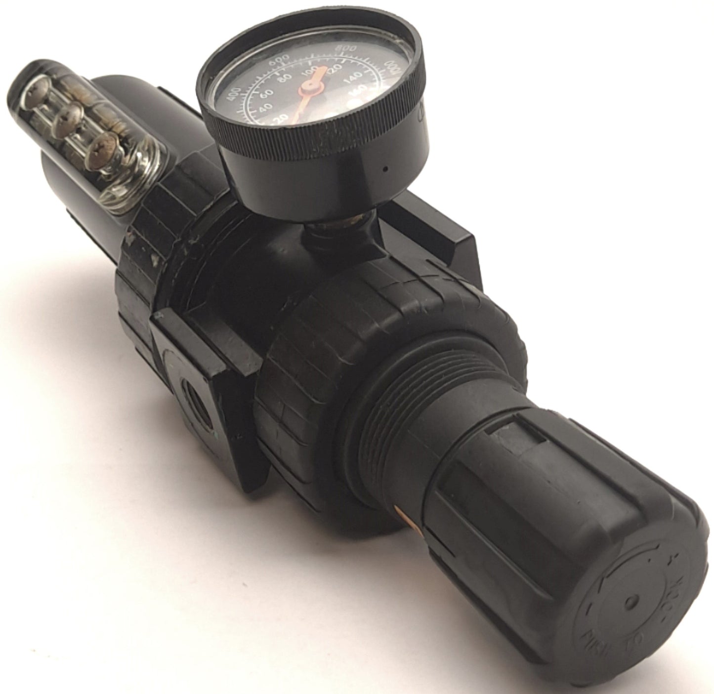 Used Parker 07E42A16AC Filter/Regulator with Gauge 250PSI/1700kPa Max 3/4" NPT Thread