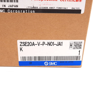 New SMC ZSE20A-V-P-N01-JA1K Vacuum Digital Pressure Switch, 0 to -14.65psi, 1/8" NPT
