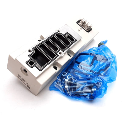 New  SMC VVQ4000-85A Valve Adapter Plate, Numatic Mark 15, 0.15-1.0MPa