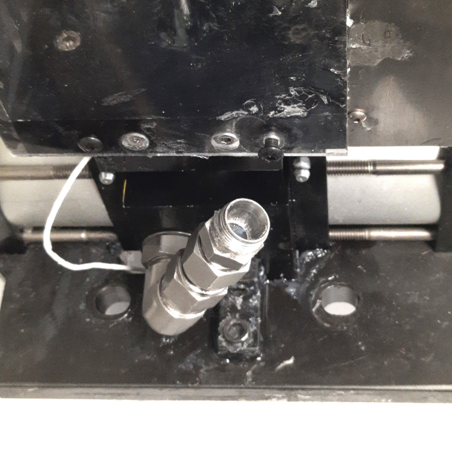 Used Liquid Controls Corp PSM4 Liquid Silicone Dispense Head For Sil-Pro Mold Machine