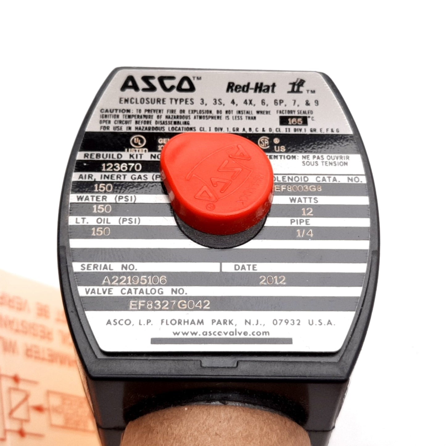 New Asco EF8327G042 Red-Hat II Solenoid Valve, 3-Port, 115-120VAC, 150psi, 1/4" NPT